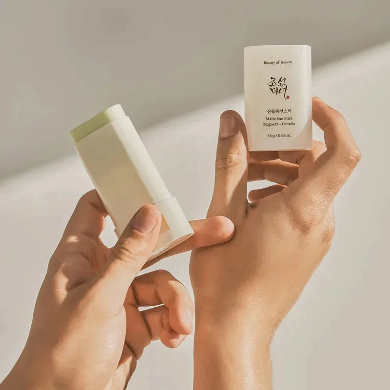 18g Face Sunscreen Refreshing Oil Control Cream Isolate Ultraviolet SPF 50+ Sun Cream Moisturize Whitening Anti Aging Face Care